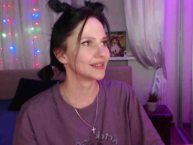 Zlata777 webcam