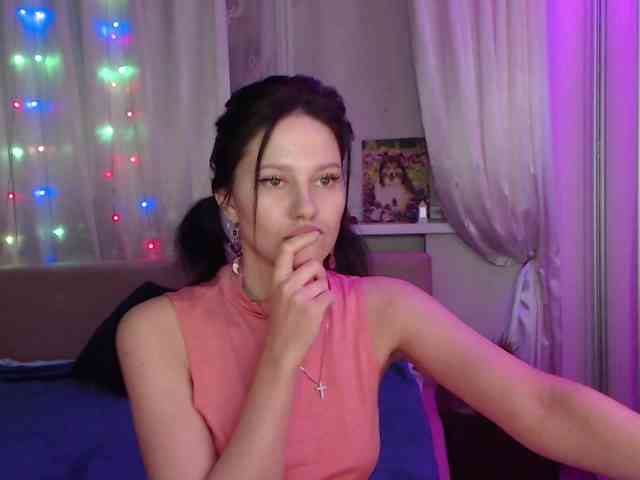 Zlata777 webcam