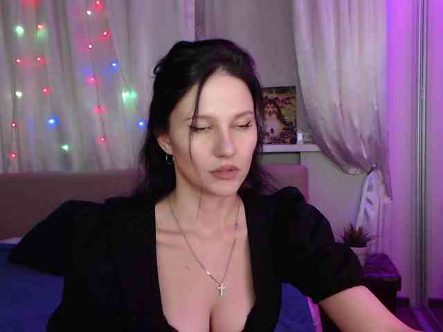 Zlata777 webcam