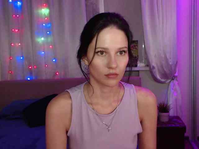 Zlata777 webcam