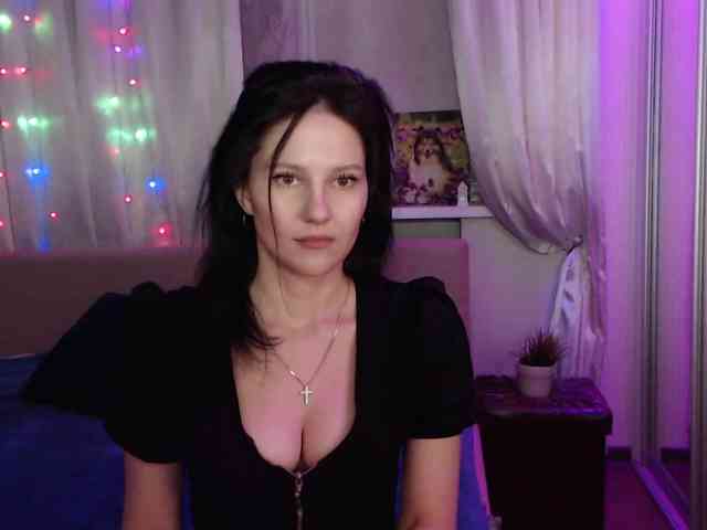 Zlata777 webcam