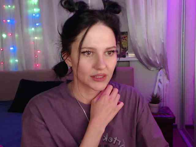 Zlata777 webcam