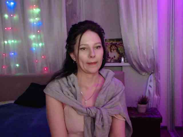 Zlata777 webcam
