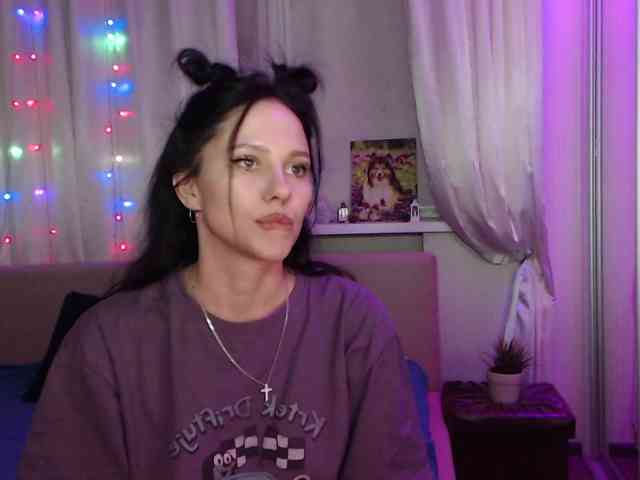 Zlata777 webcam