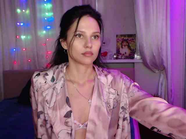 Zlata777 webcam