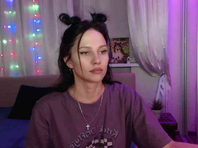 Zlata777 webcam