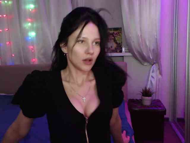 Zlata777 webcam