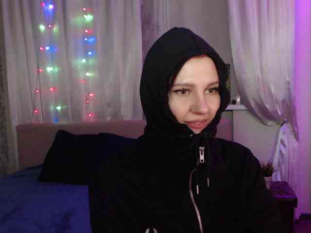 Zlata777 webcam