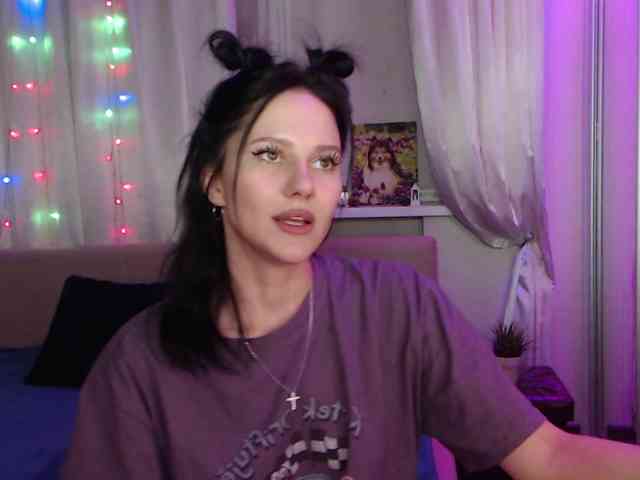 Zlata777 webcam