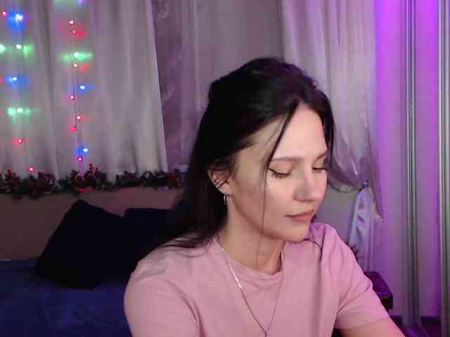 Zlata777 webcam