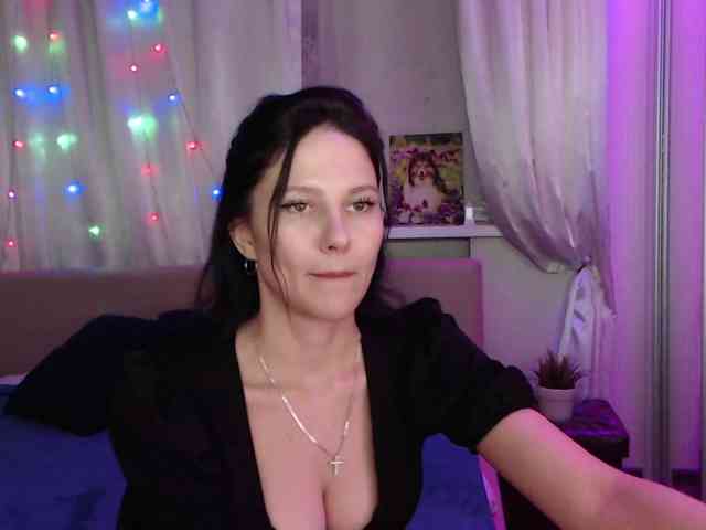 Zlata777 webcam