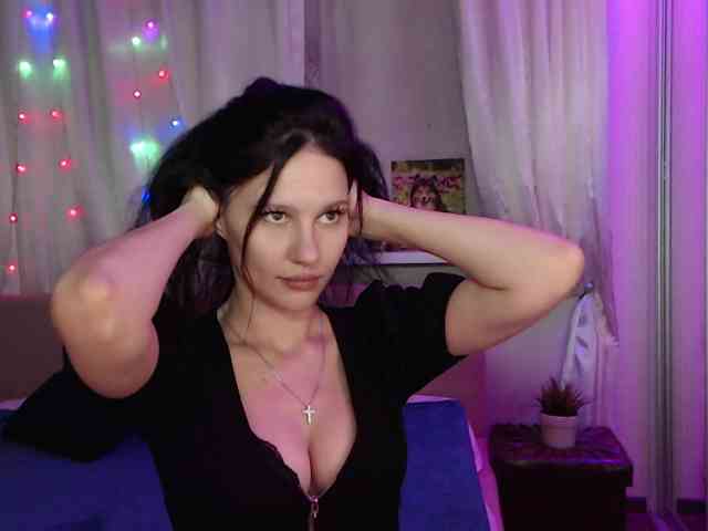 Zlata777 webcam