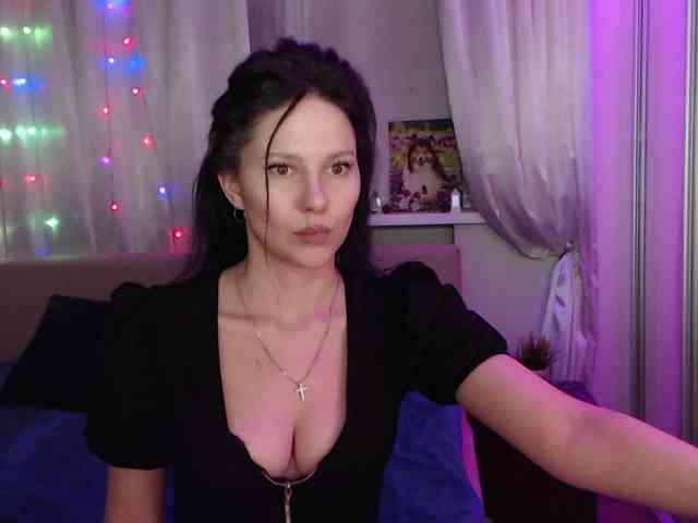 Zlata777 webcam