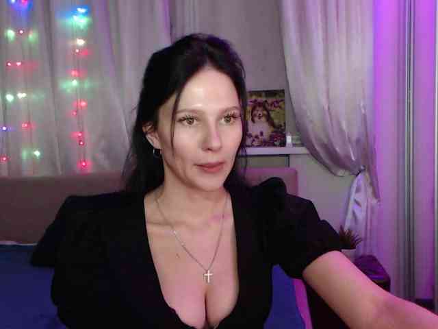Zlata777 webcam