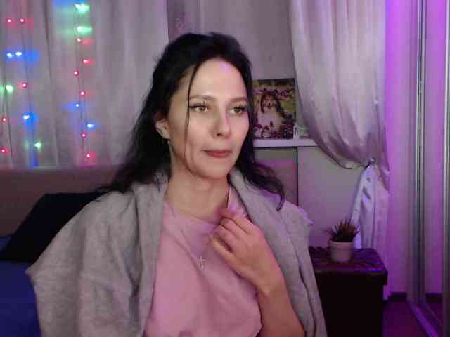 Zlata777 webcam