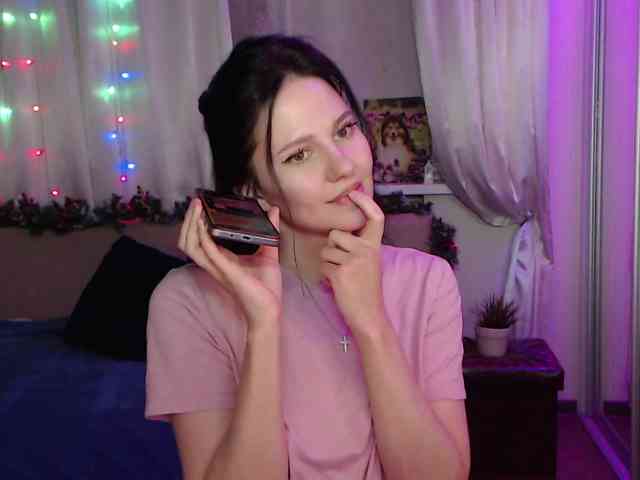 Zlata777 webcam