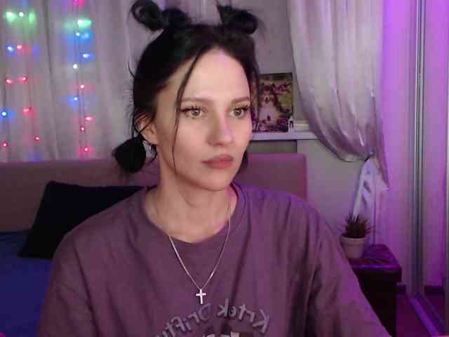 Zlata777 webcam