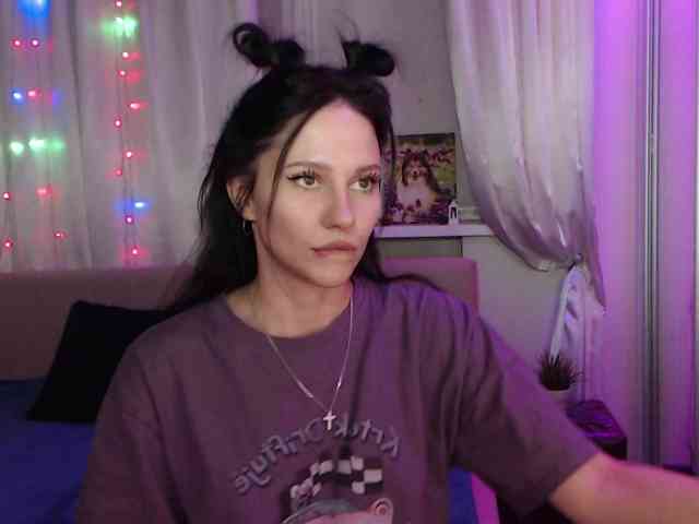 Zlata777 webcam