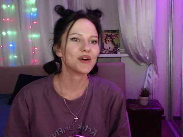 Zlata777 webcam