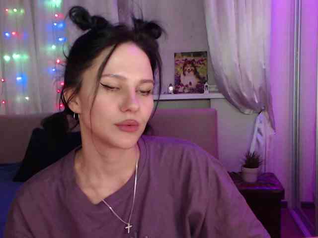 Zlata777 webcam