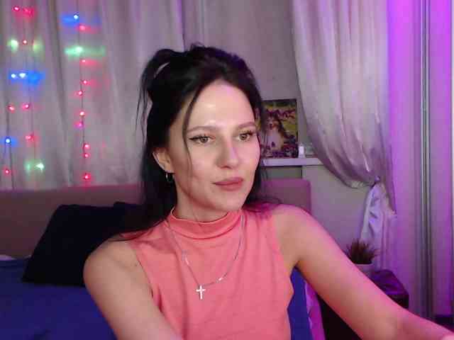 Zlata777 webcam