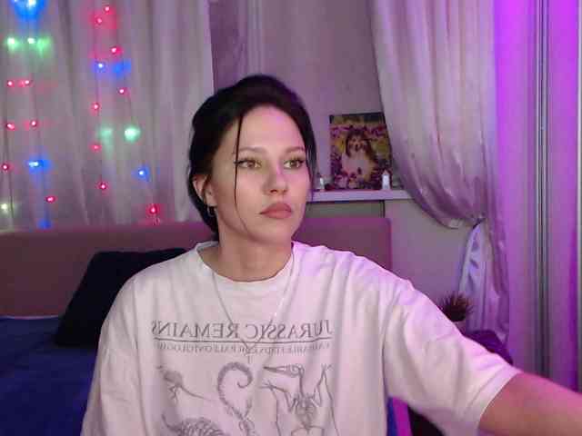 Zlata777 webcam