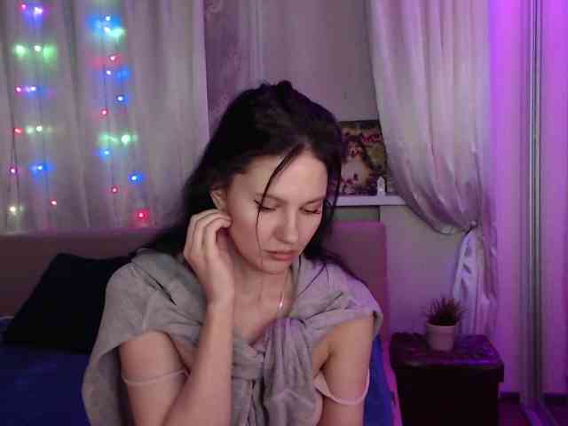 Zlata777 webcam