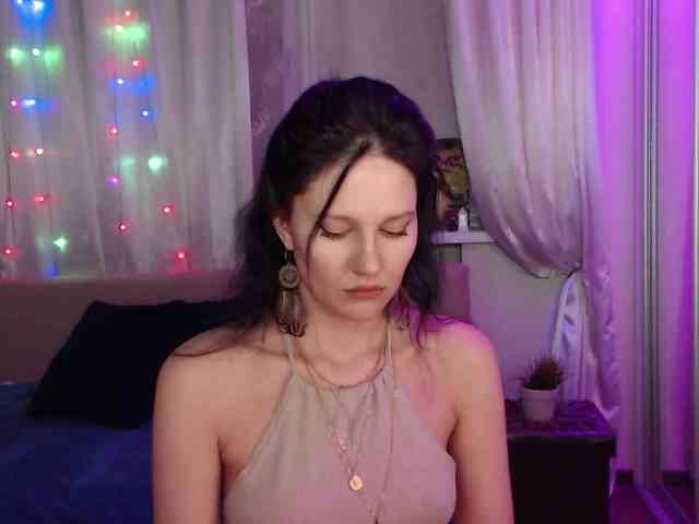 Zlata777 webcam