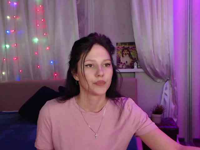 Zlata777 webcam