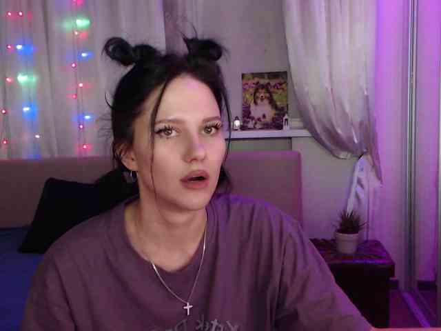 Zlata777 webcam