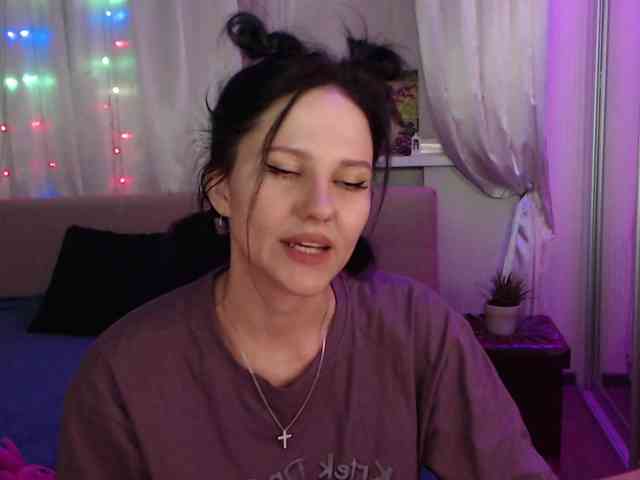 Zlata777 webcam