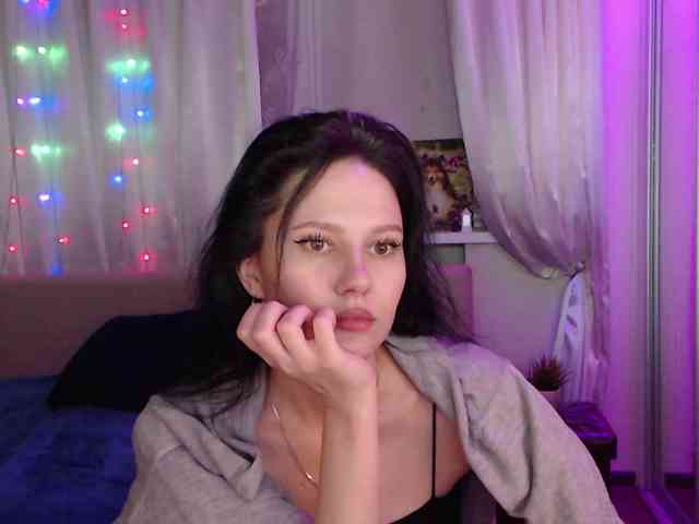 Zlata777 webcam