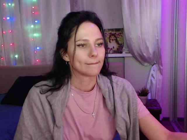 Zlata777 webcam
