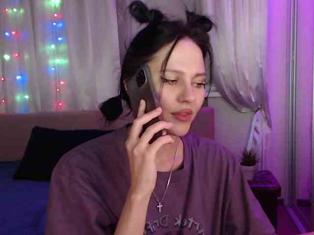 Zlata777 webcam