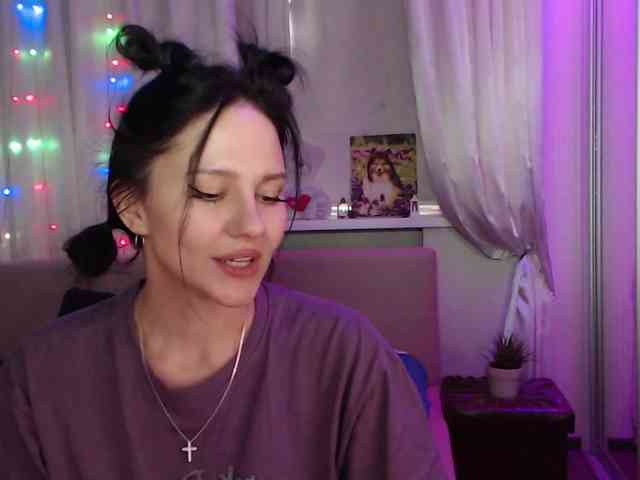 Zlata777 webcam