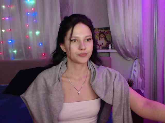 Zlata777 webcam