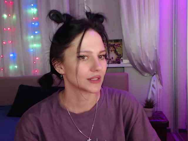 Zlata777 webcam