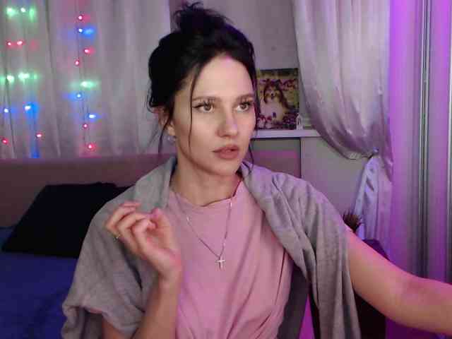 Zlata777 webcam