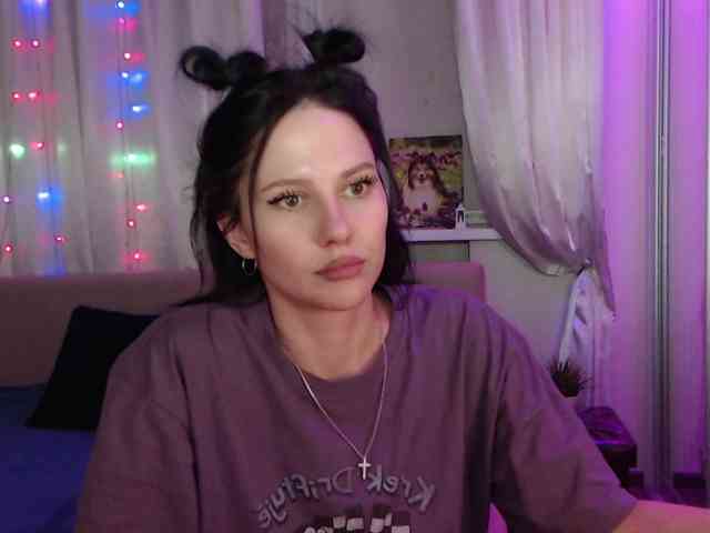 Zlata777 webcam