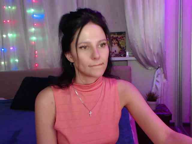 Zlata777 webcam