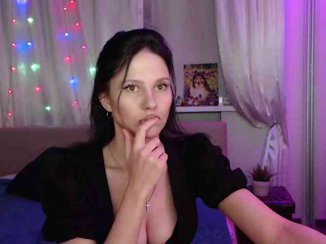 Zlata777 webcam