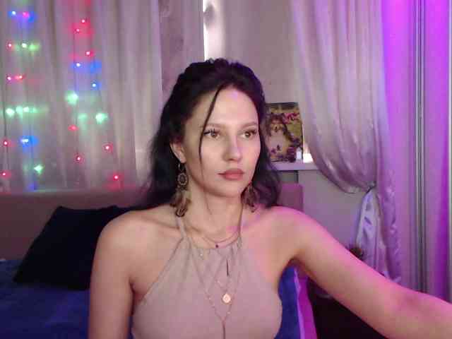 Zlata777 webcam