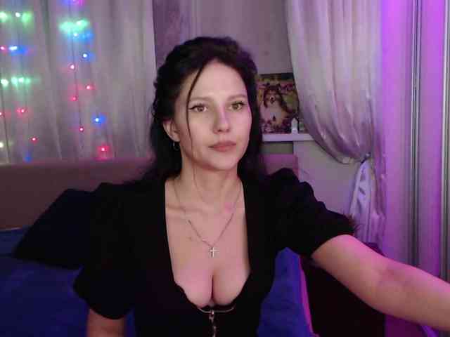Zlata777 webcam