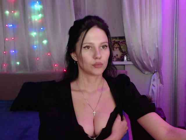 Zlata777 webcam