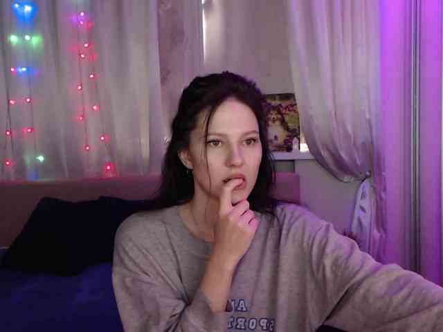 Zlata777 webcam