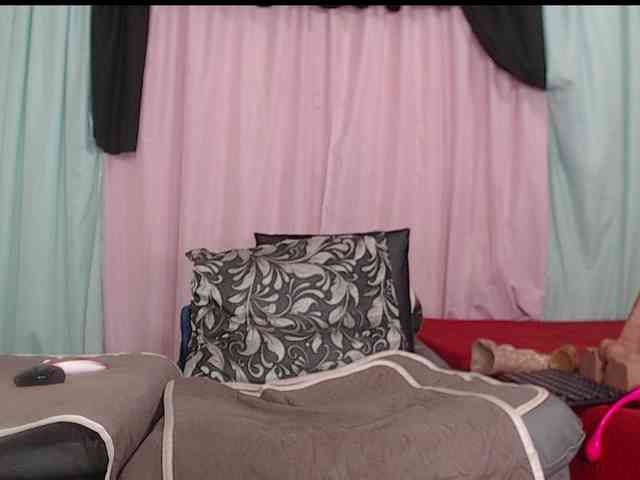 KarinaMolina webcam