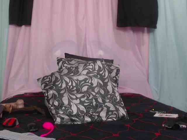 KarinaMolina webcam