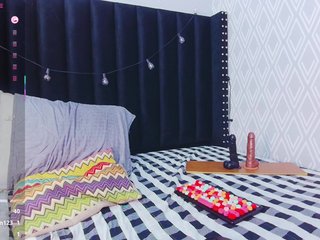 kinkyhousewifee Porn Show
