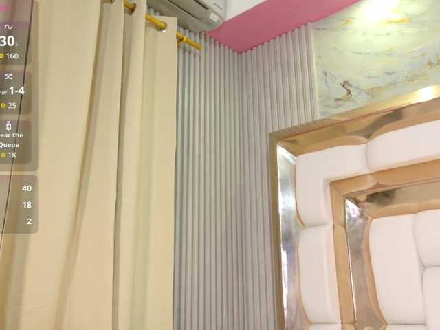 kinkyhousewifee's BongaCams show and profile