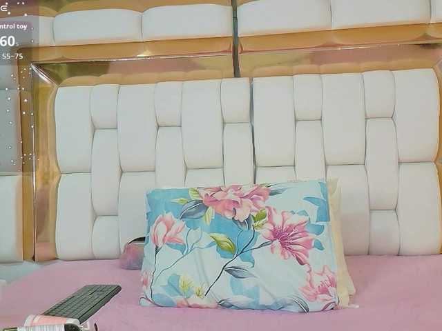 Preview of kinkyhousewifee